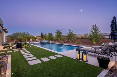 Exterior - 2869 E Cashman Dr, Phoenix, AZ 85050 photo 15 of 28