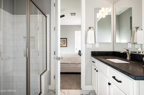 Bath - 2869 E Cashman Dr, Phoenix, AZ 85050 photo 7 of 7
