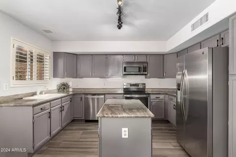2939 E Ludlow Dr, Phoenix, AZ 85032 photo 12