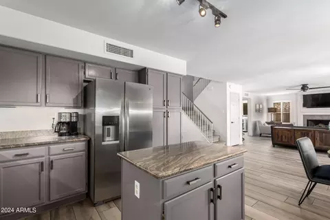 2939 E Ludlow Dr, Phoenix, AZ 85032 photo 9