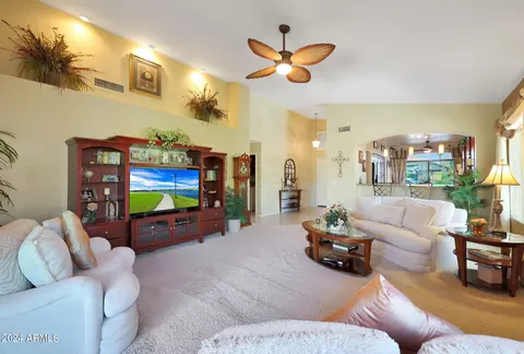 17043 N 43 Pl, Phoenix, AZ 85032 photo 4