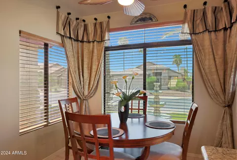 17043 N 43 Pl, Phoenix, AZ 85032 photo 8