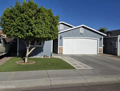 517 N 63rd Ln, Phoenix, AZ 85043 photo 3