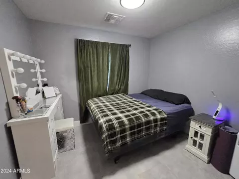 517 N 63rd Ln, Phoenix, AZ 85043 photo 10