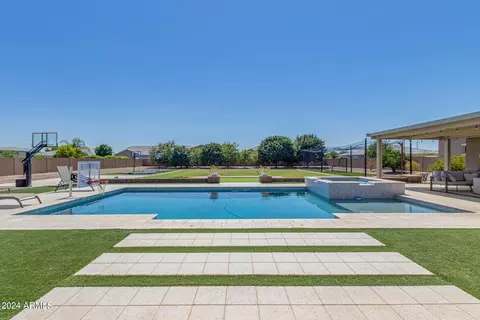 19771 E Willow Dr, Queen Creek, AZ 85142