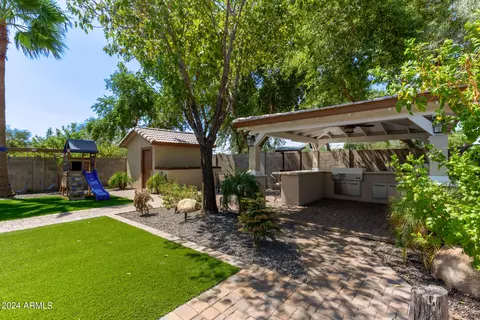 40412 N Przewalski St, San Tan Valley, AZ 85140