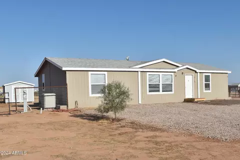 29141 N Tori Ln, Florence, AZ 85132