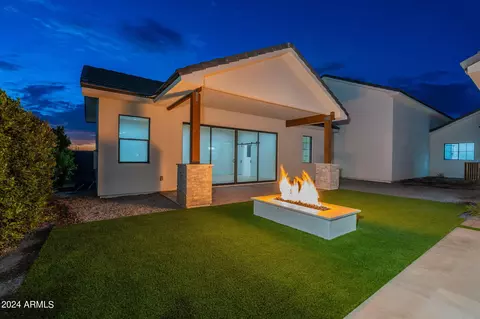 Exterior - 1575 S 155th St, Gilbert, AZ 85296 photo 19 of 23
