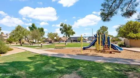 725 W Kyle Ct, Gilbert, AZ 85233 photo 29