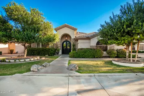 2333 W Spruce Dr, Chandler, AZ 85286