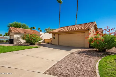1389 N Bullmoose Ct, Chandler, AZ 85224