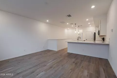 1917 E Hampton Ln #109, Gilbert, AZ 85295 photo 3