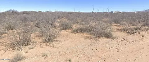 10825 E Watering Hole St #12, Sierra Vista, AZ 85635
