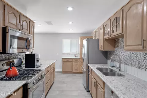 4923 E Piccadilly Rd, Phoenix, AZ 85018 photo 14
