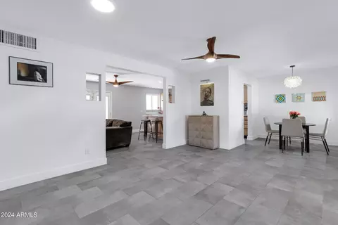 4923 E Piccadilly Rd, Phoenix, AZ 85018 photo 6