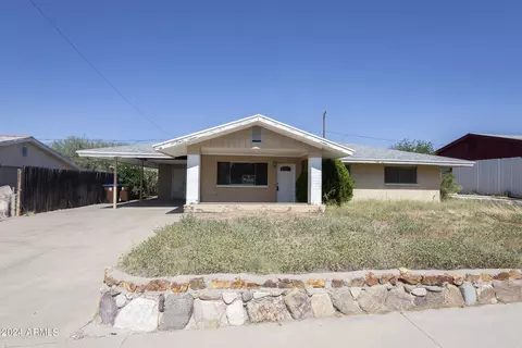 334 W Essex Rd, Kearny, AZ 85137