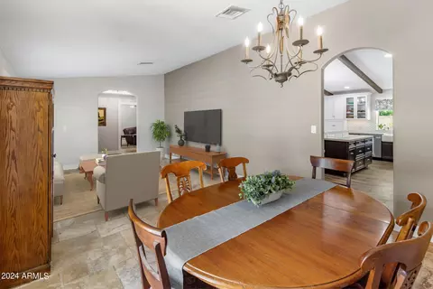 425 E Waltann Ln, Phoenix, AZ 85022 photo 11