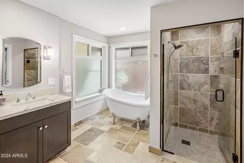 425 E Waltann Ln, Phoenix, AZ 85022 photo 17