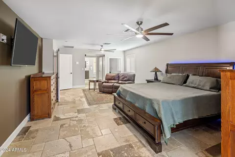 425 E Waltann Ln, Phoenix, AZ 85022 photo 13