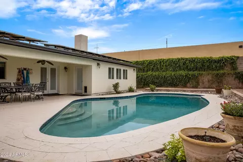 425 E Waltann Ln, Phoenix, AZ 85022 photo 27