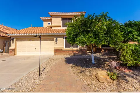 6770 W Del Rio St, Chandler, AZ 85226