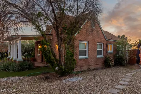2102 N 24th Pl, Phoenix, AZ 85008 photo 8