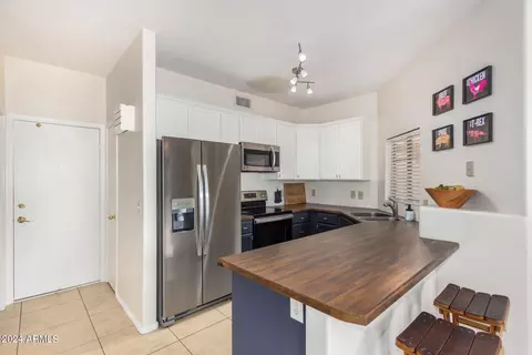 1154 S Boulder St #B, Gilbert, AZ 85296 photo 9