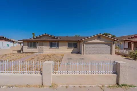 212 W Barrus Pl, Casa Grande, AZ 85122
