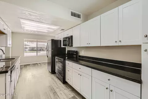 8328 W Devonshire Ave, Phoenix, AZ 85037 photo 13