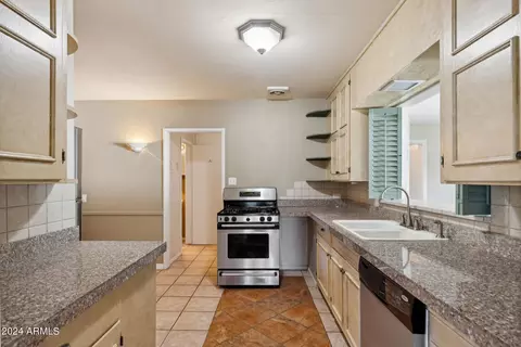 4121 Edgemont Ave, Phoenix, AZ 85008 photo 10