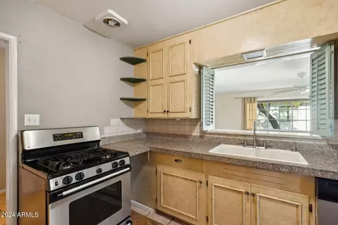 4121 Edgemont Ave, Phoenix, AZ 85008 photo 11