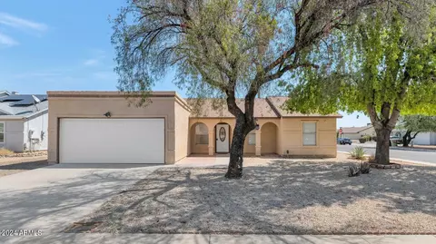 6703 N 81st Dr, Glendale, AZ 85303