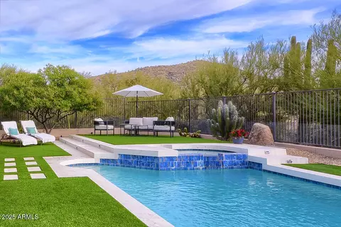 7581 E Pasaro Dr, Scottsdale, AZ 85266
