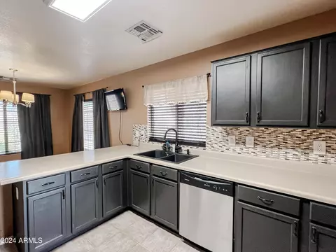 10342 E Diamond Ave, Mesa, AZ 85208 photo 4