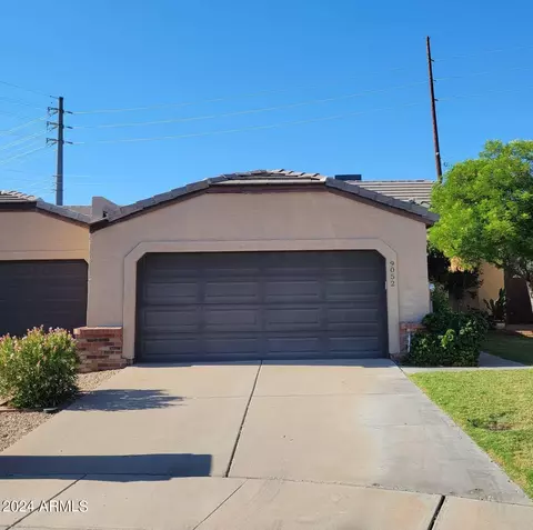 9052 N 14th Dr, Phoenix, AZ 85021 photo 2