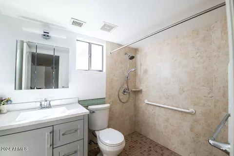 9052 N 14th Dr, Phoenix, AZ 85021 photo 6