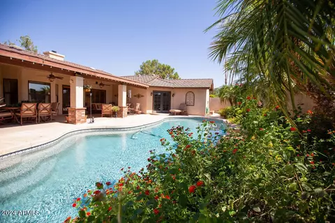 1163 E Knight Ln, Tempe, AZ 85284 photo 14