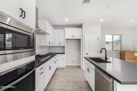 Kitchen - 9239 E Spiral Ave, Mesa, AZ 85212 photo 1 of 1