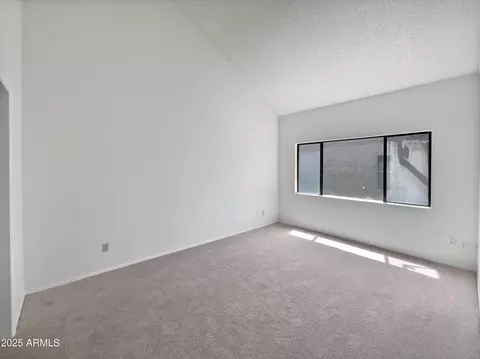 Living - 2040 S Longmore -- #80, Mesa, AZ 85202 photo 3 of 8