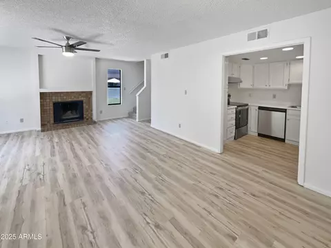 Living - 2040 S Longmore -- #80, Mesa, AZ 85202 photo 6 of 8