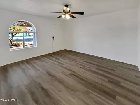 1842 E Grove Cir, Mesa, AZ 85204 photo 3