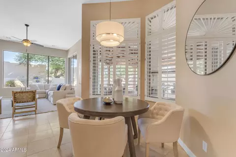 Dining - 808 E Carver Rd, Tempe, AZ 85284 photo 4 of 6