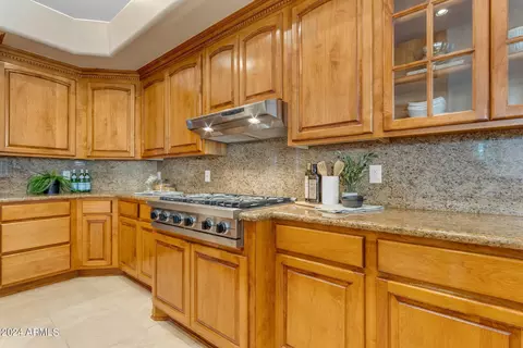 Kitchen - 808 E Carver Rd, Tempe, AZ 85284 photo 3 of 6