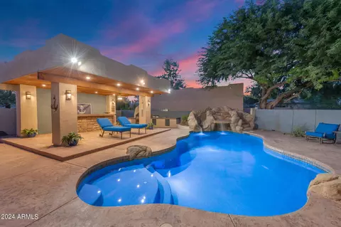 Exterior - 808 E Carver Rd, Tempe, AZ 85284 photo 2 of 17
