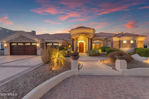 808 E Carver Rd, Tempe, AZ 85284