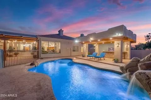 Exterior - 808 E Carver Rd, Tempe, AZ 85284 photo 3 of 17