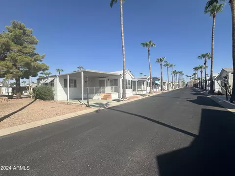 955 S Nickel Dr, Apache Junction, AZ 85119 photo 4