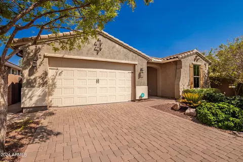 31305 N 26th Dr, Phoenix, AZ 85085 photo 2
