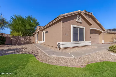 43762 W Carey Dr, Maricopa, AZ 85138