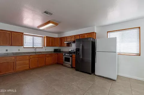 527 E Taylor St, Tempe, AZ 85288 photo 5